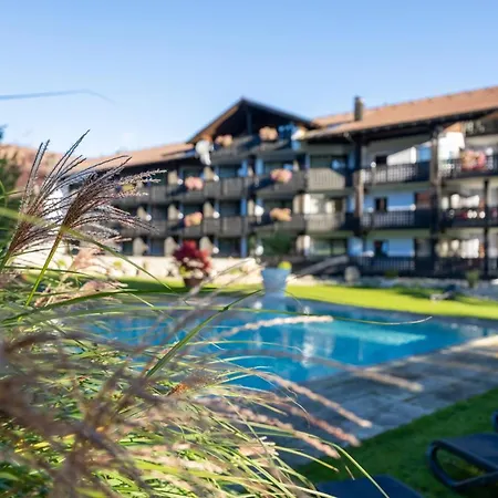 Alpin & Wellness Ludwig Royal 4* אוברשטאופן