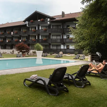 Alpin & Wellness Resort Ludwig Royal 4* اوبرستوفن