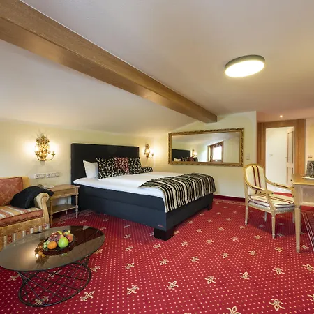 Alpin & Wellness Ludwig Royal 4*