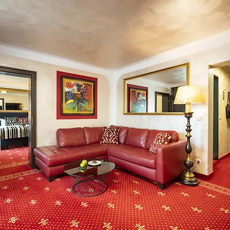 Alpin & Wellness Ludwig Royal 4*